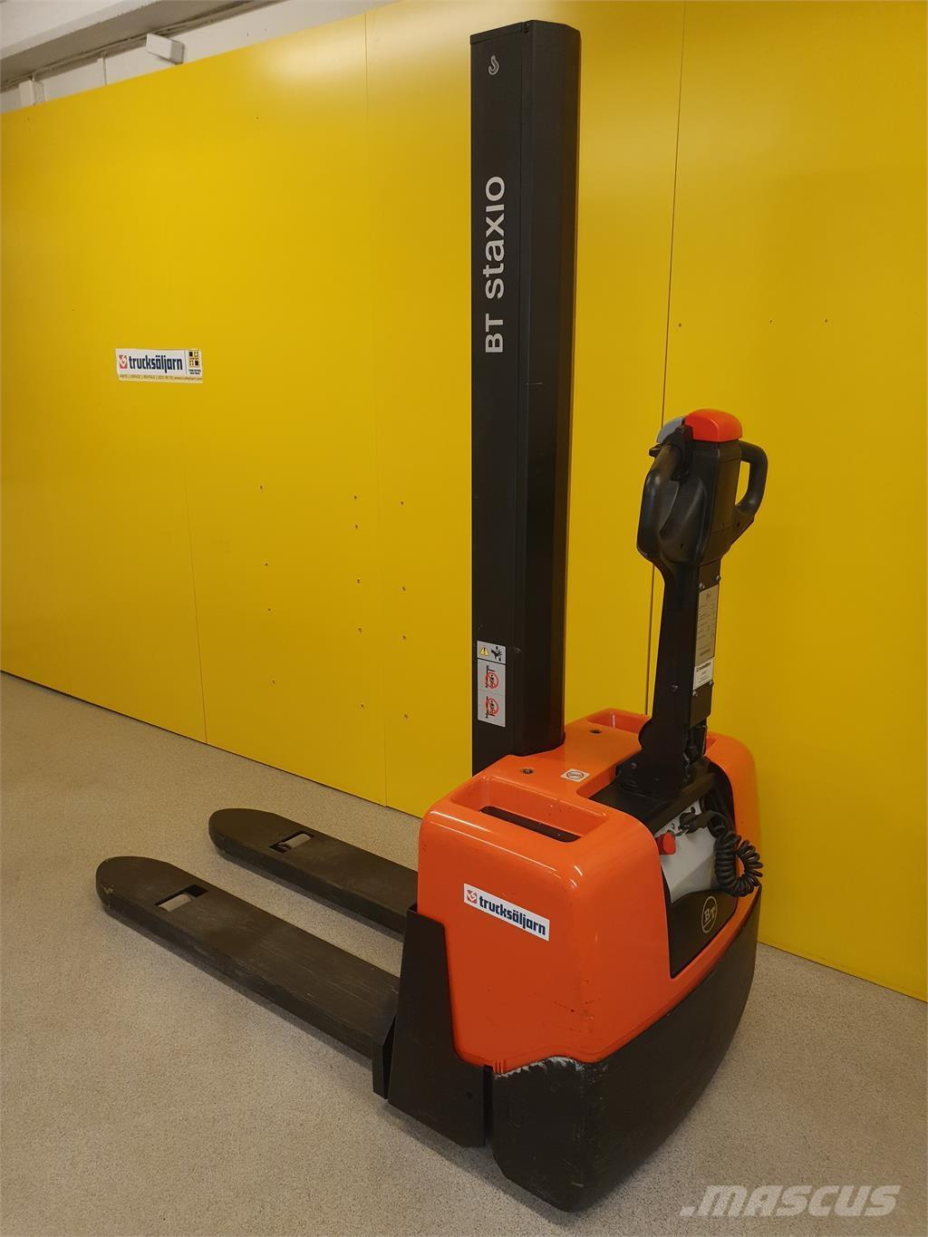 BT HWE100 Pašgājēji krautnētāji