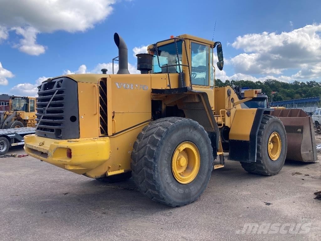 Volvo L 180 E Iekrāvēji uz riteņiem