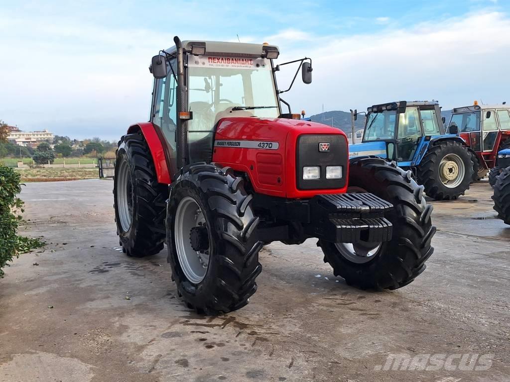 Massey Ferguson 4370 Traktori