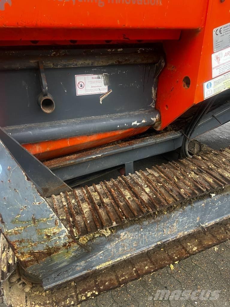 Arjes Impaktor 250 Būvniecība- Citi