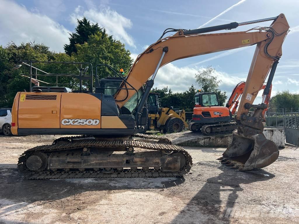 CASE CX 250 D Kāpurķēžu ekskavatori