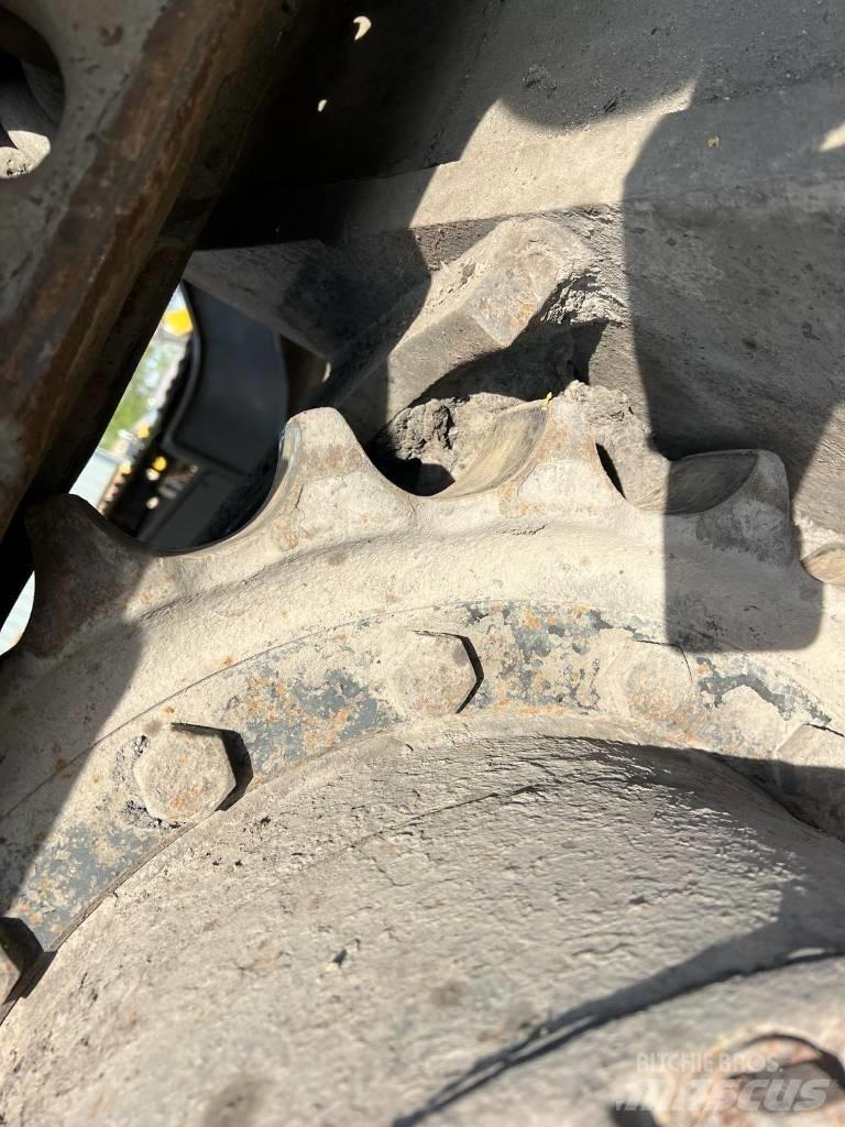 CAT 330 D Kāpurķēžu ekskavatori