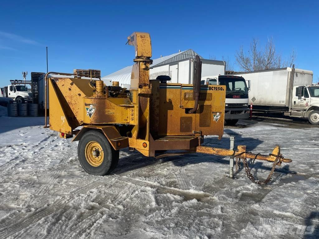 Vermeer BC1250A Koksnes šķeldotāji