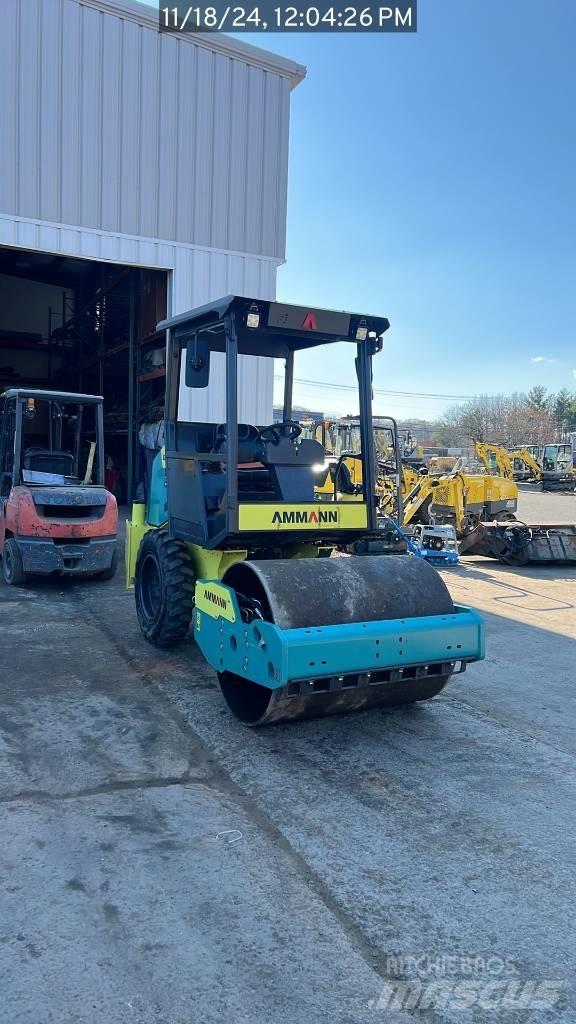 Ammann ARS 30 Vienvalča grunts veltņi