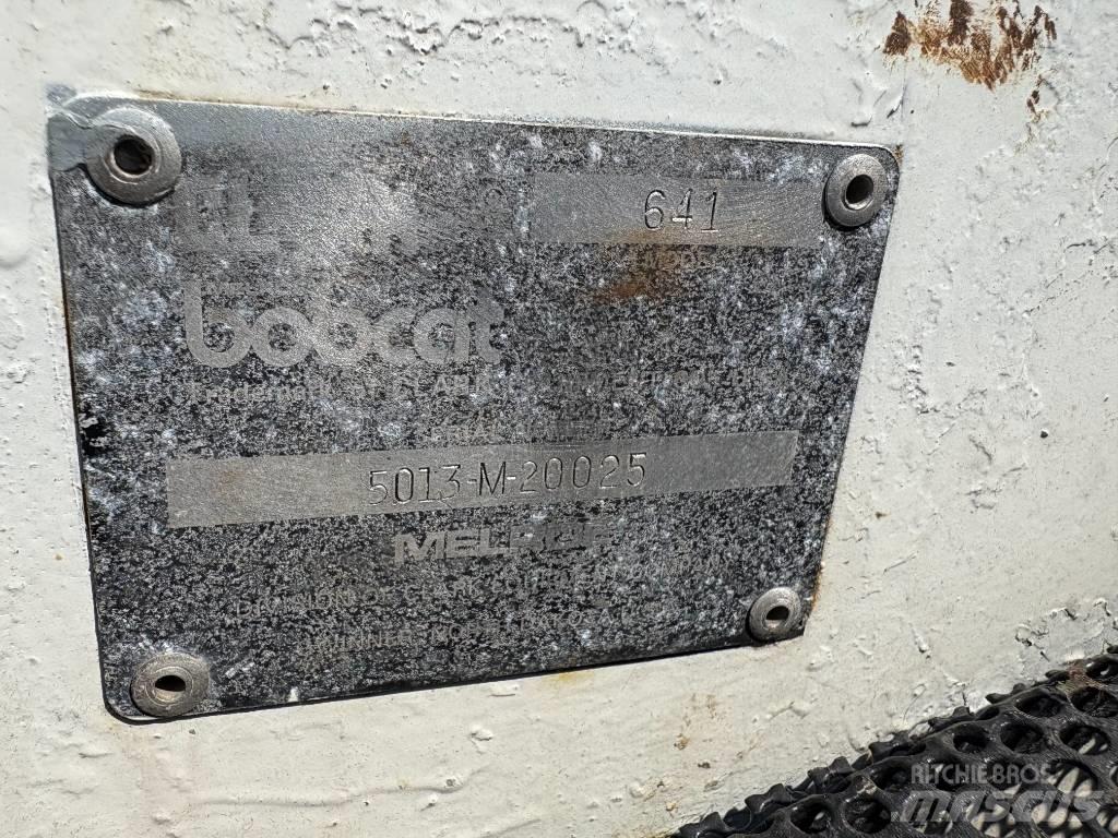 Bobcat 641 Lietoti riteņu kompaktiekrāvēji