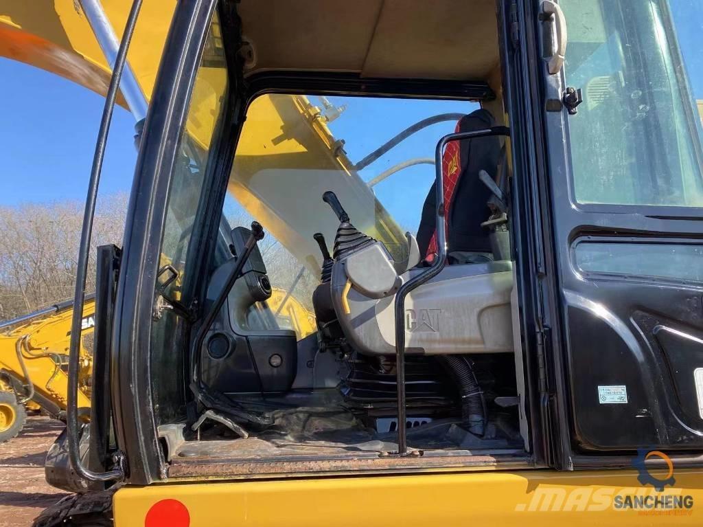 CAT 325D Kāpurķēžu ekskavatori