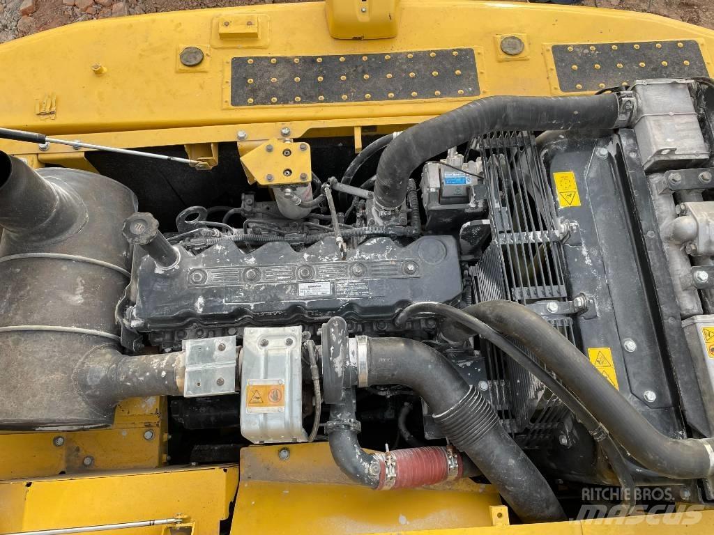 Komatsu 200-8 Kāpurķēžu ekskavatori