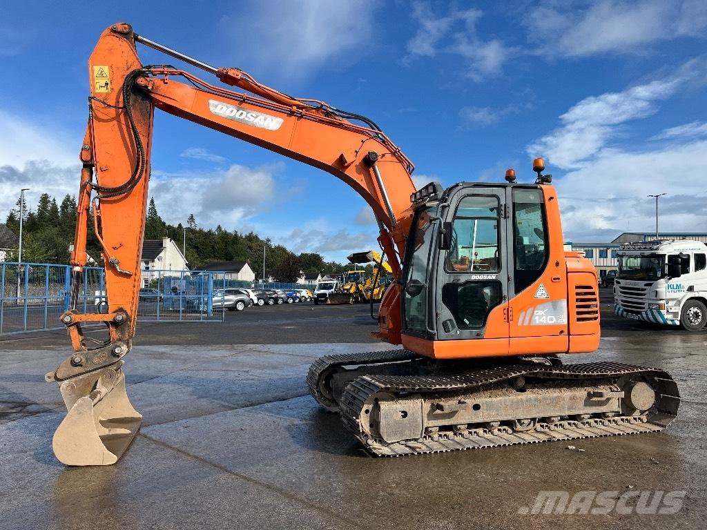 Doosan DX140 LCR-3 Kāpurķēžu ekskavatori