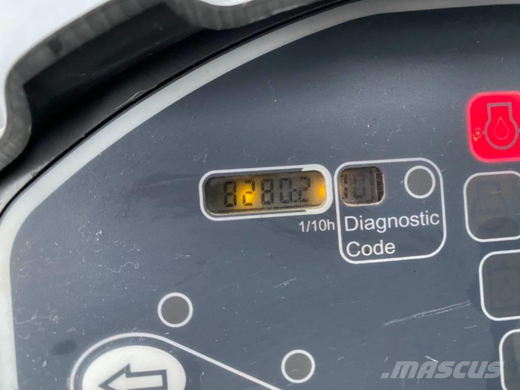 Hamm HD 10 VV Divvalču grunts veltņi