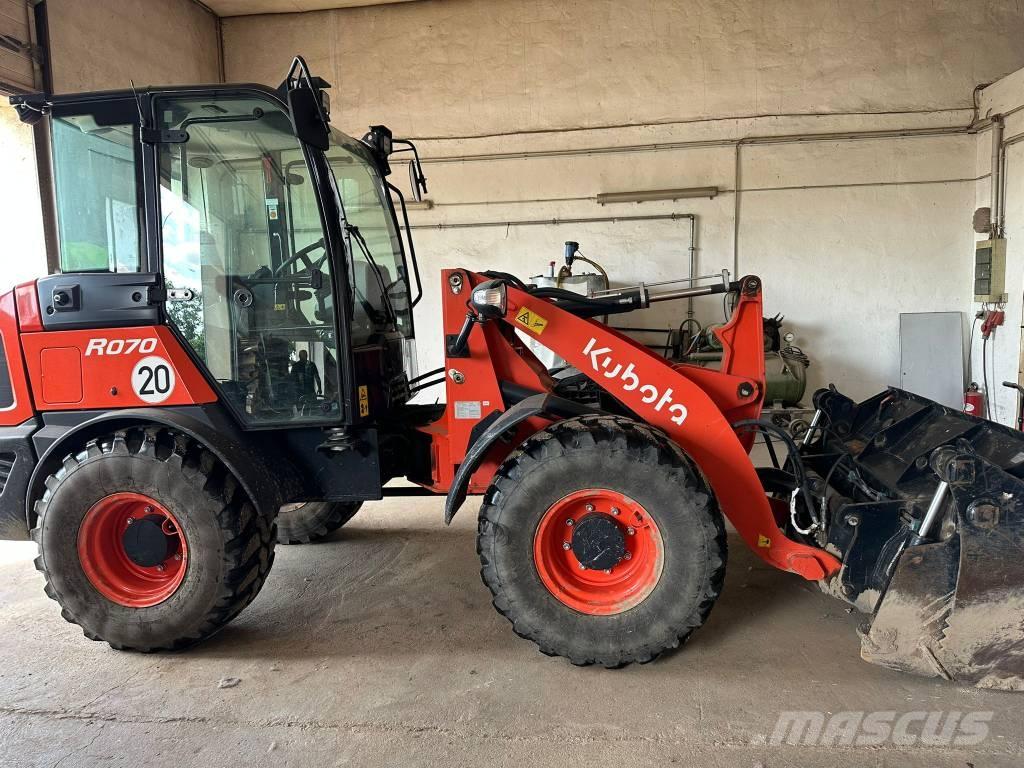 Kubota R 070 WT QC Iekrāvēji uz riteņiem