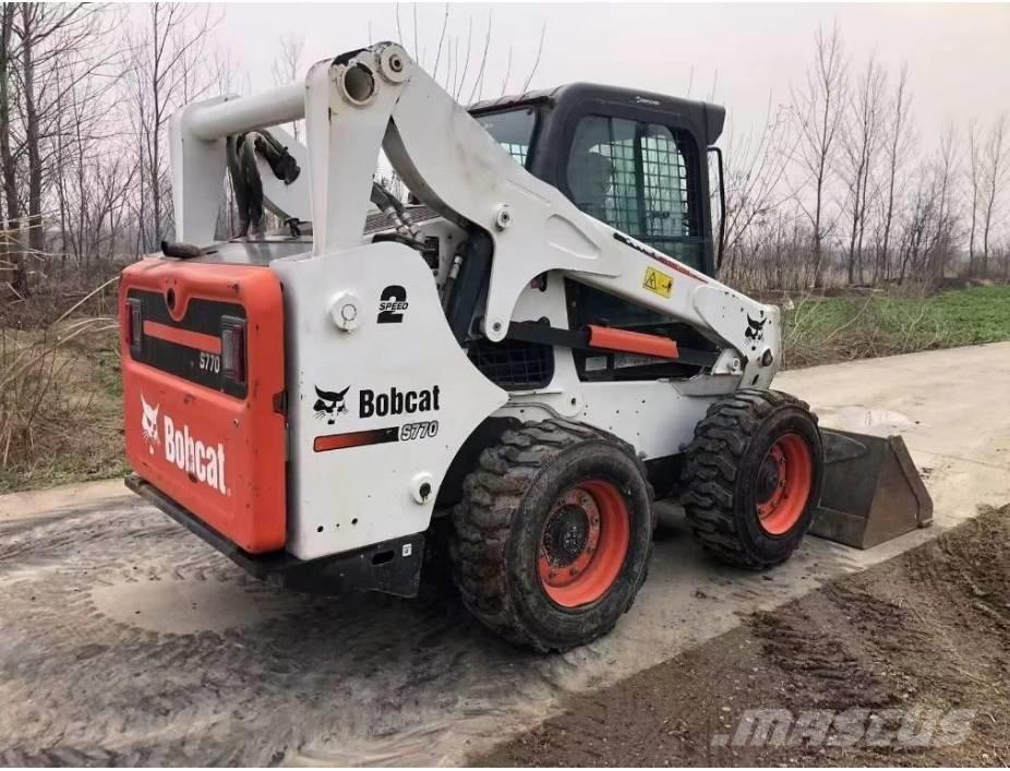 Bobcat S 770 Lietoti riteņu kompaktiekrāvēji