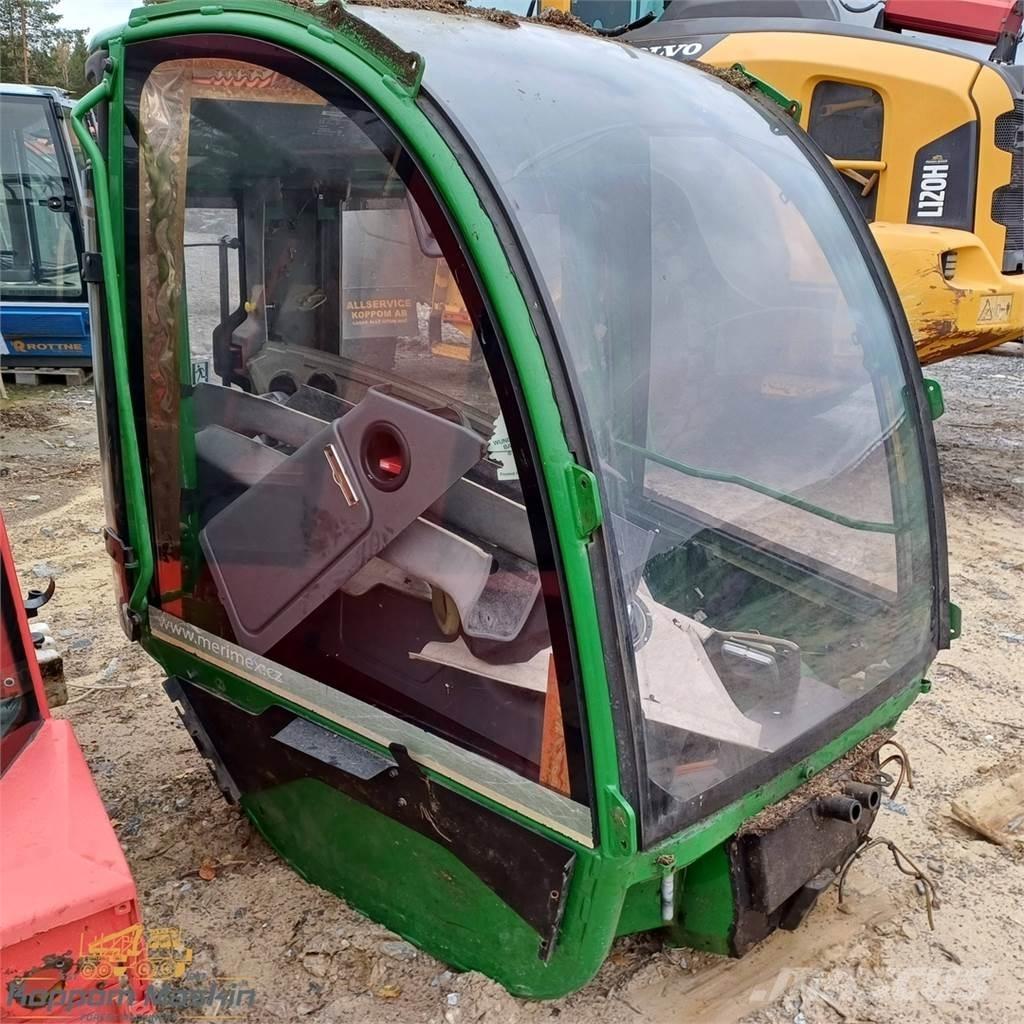 John Deere 1270e Kabīnes un interjers