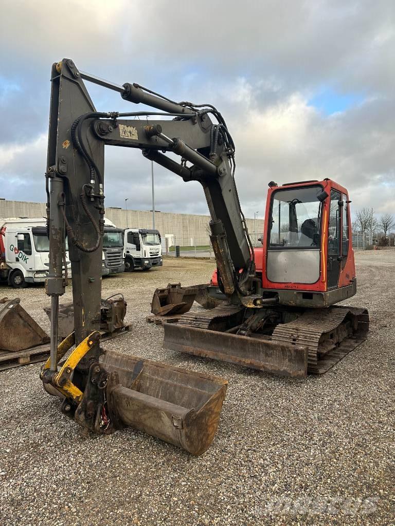 Komatsu PC 75 Vidēja lieluma ekskavatori 7 t - 12 t