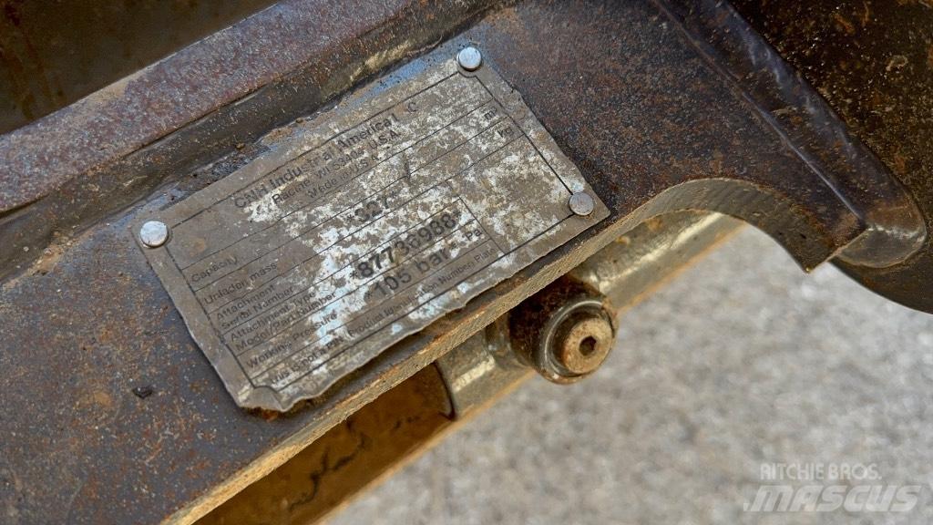 CASE 621G Iekrāvēji uz riteņiem