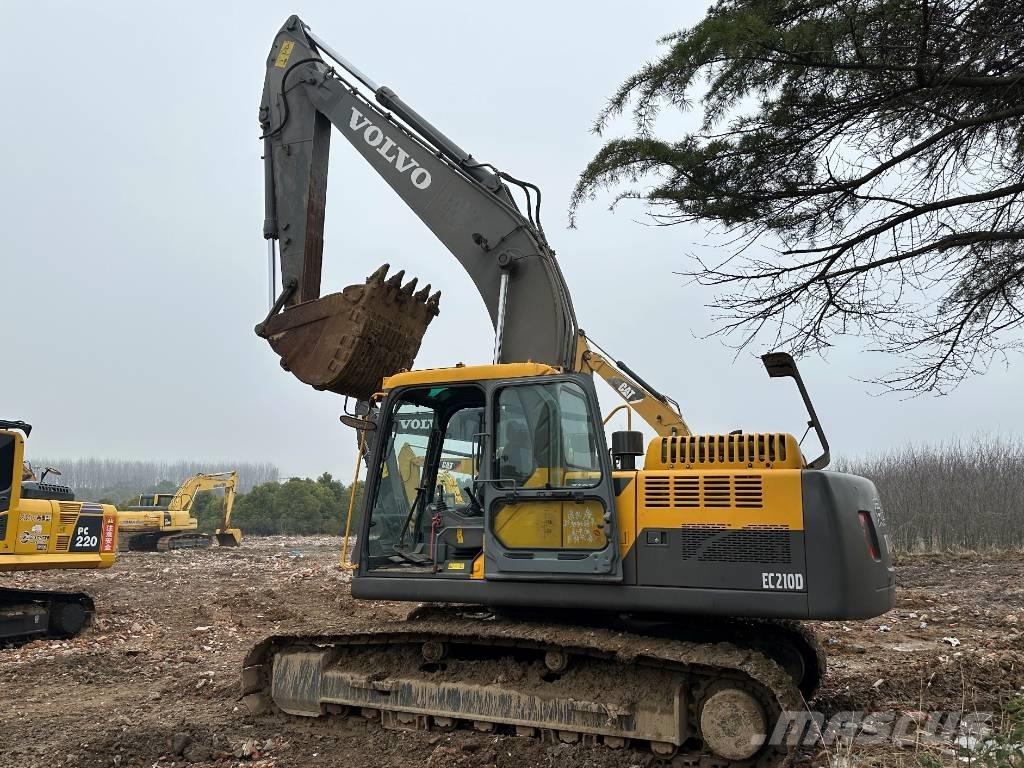 Volvo EC210 Kāpurķēžu ekskavatori