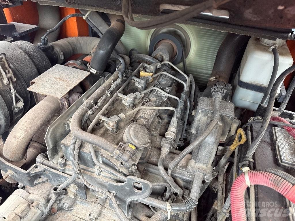 Doosan D 40 SC-7 Tehnika ar dīzeļa dzinēju
