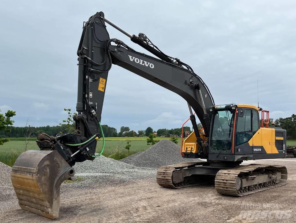 Volvo EC 220 E Kāpurķēžu ekskavatori