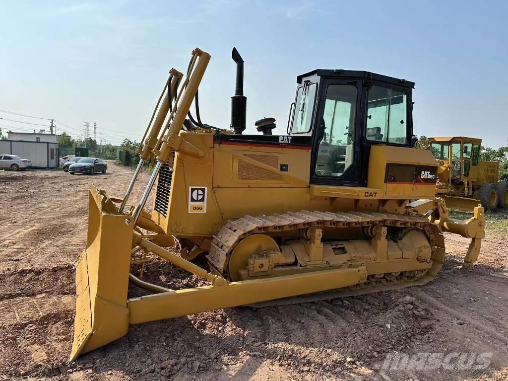 CAT D 6 G Kāpurķēžu buldozeri