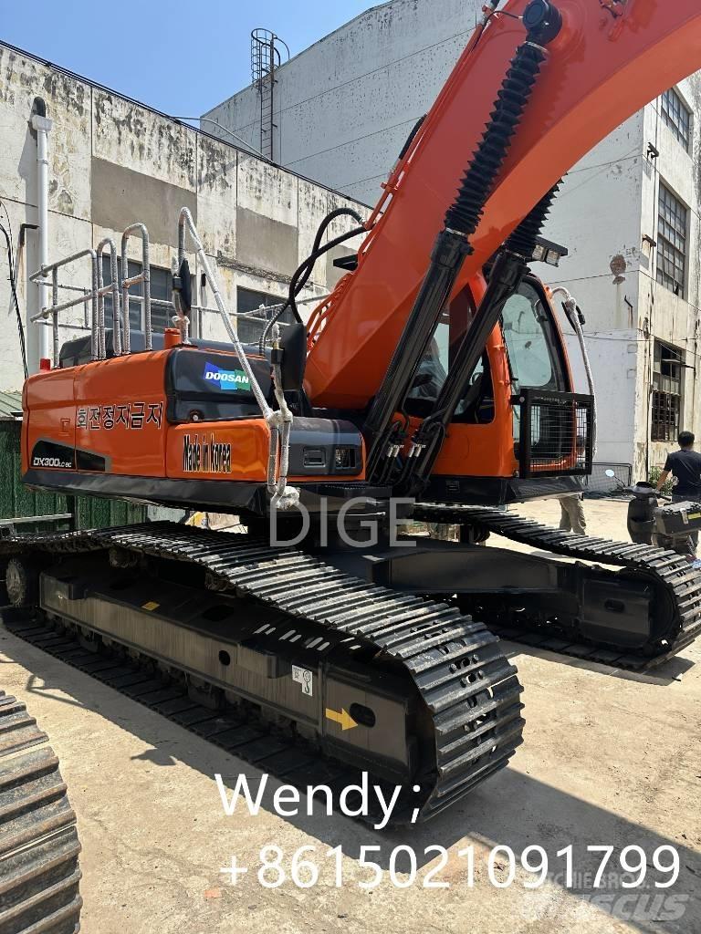 Doosan DX 300 Vidēja lieluma ekskavatori 7 t - 12 t