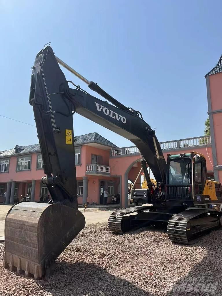 Volvo EC 240 Kāpurķēžu ekskavatori