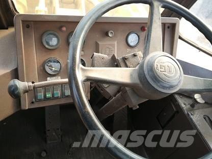 CAT 966 F Iekrāvēji uz riteņiem