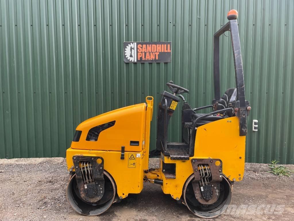 JCB VMT 160-80 Divvalču grunts veltņi