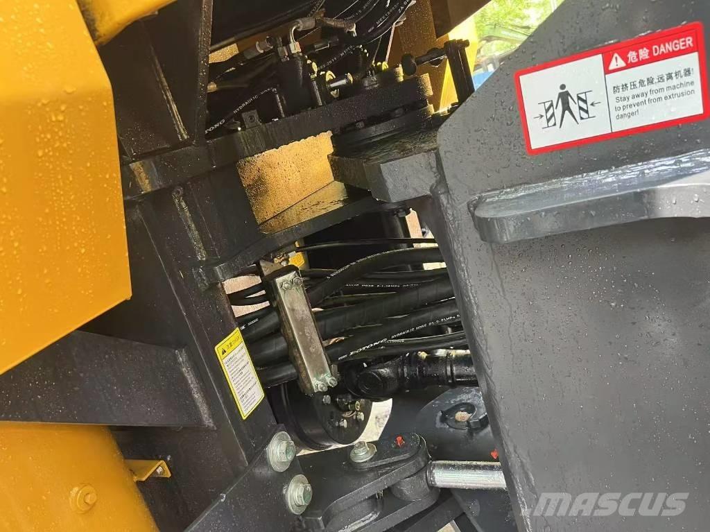 XCMG ZL50CN Iekrāvēji uz riteņiem