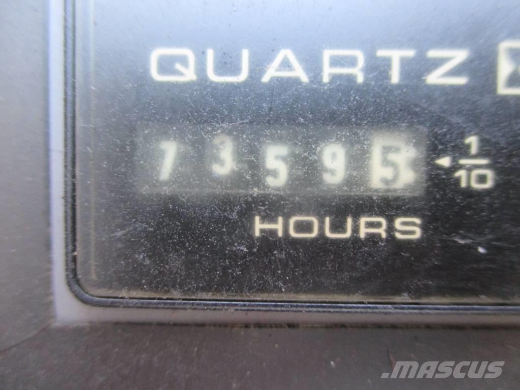 JLG 800 AJ Strēles pacēlāji