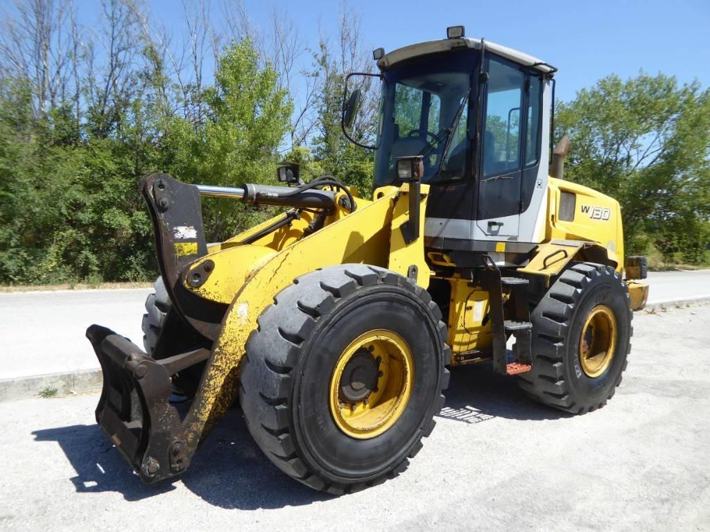 New Holland W130 Iekrāvēji uz riteņiem