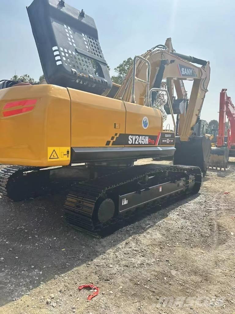 Sany SY 245 H pro Kāpurķēžu ekskavatori