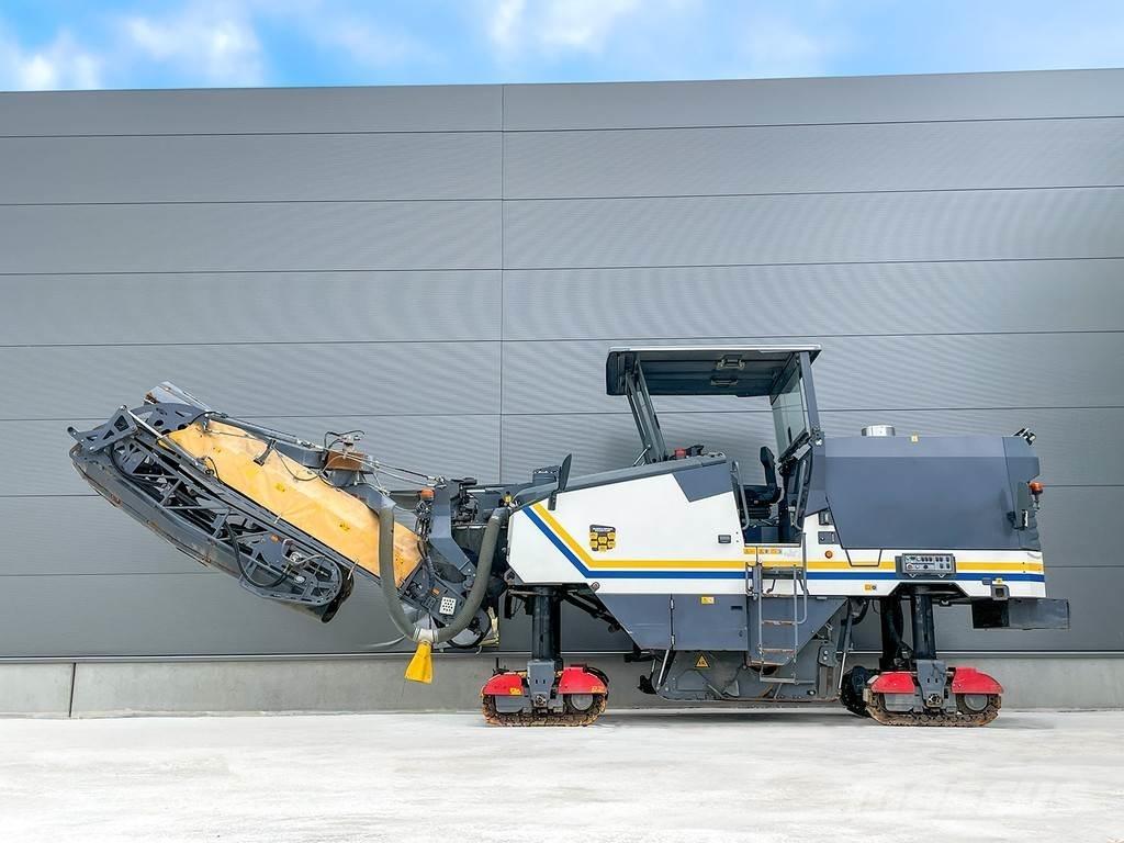 Wirtgen W 150 CFI Asfalta dzesēšanas iekārtas