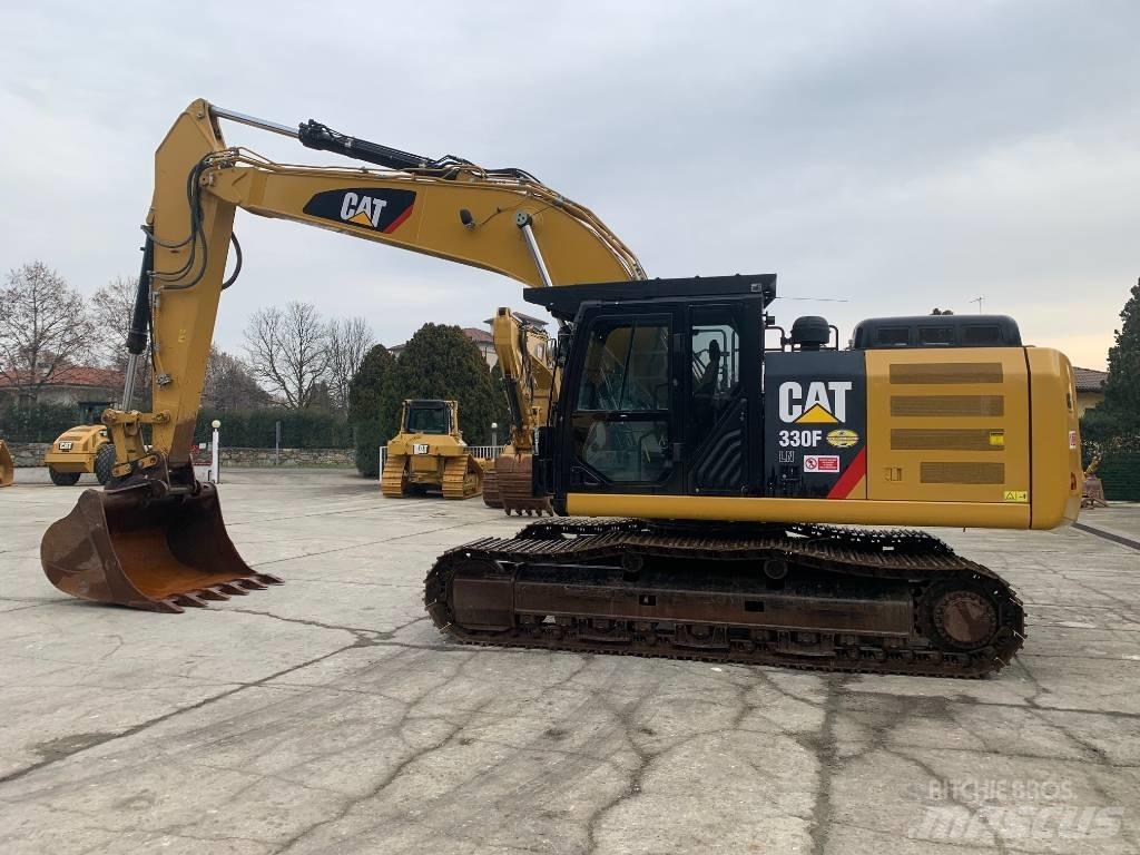 CAT 330 F LN Kāpurķēžu ekskavatori