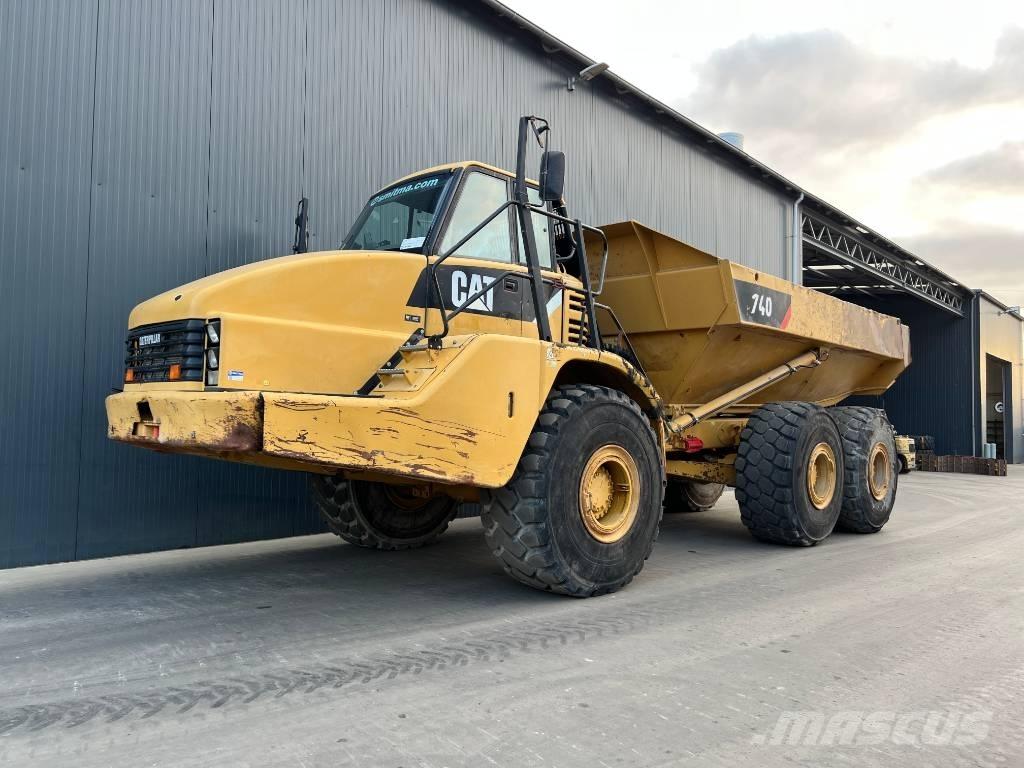 CAT 740 Artikulētie pašizgāzēji
