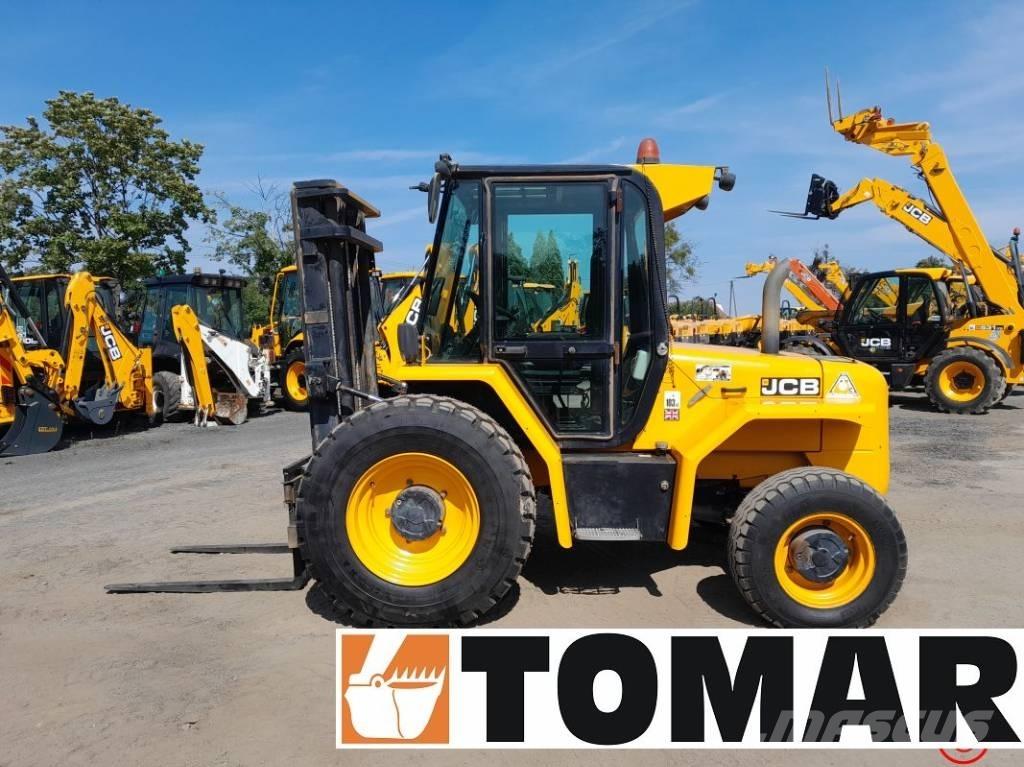 JCB 930-4 Apvidus autokrāvējs