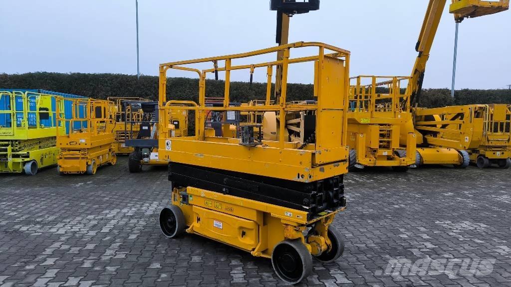 JLG 2030 ES Šķerveida pacēlāji