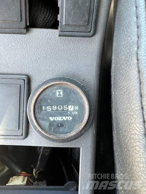 Volvo EC 460 B LC Kāpurķēžu ekskavatori