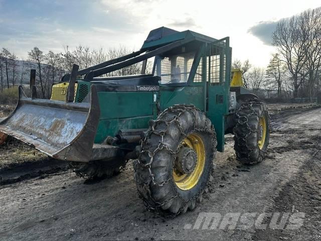 Timberjack 240B Šķeldotāji