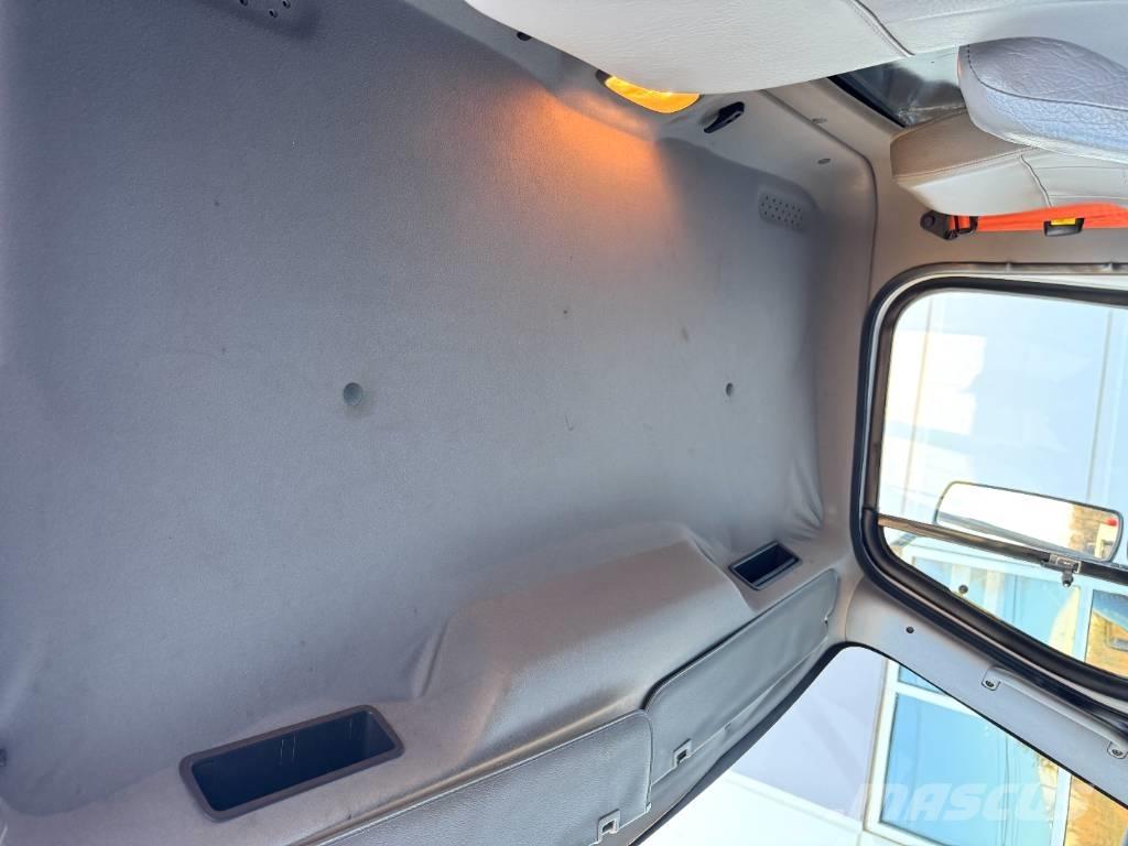 Freightliner M2 Pašizgāzējs