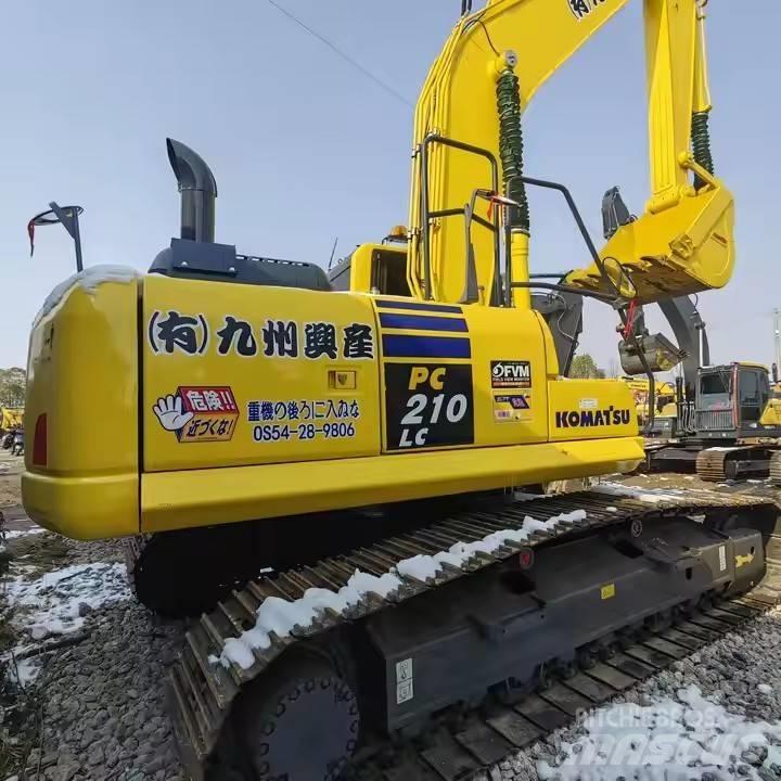 Komatsu PC 210 Kāpurķēžu ekskavatori