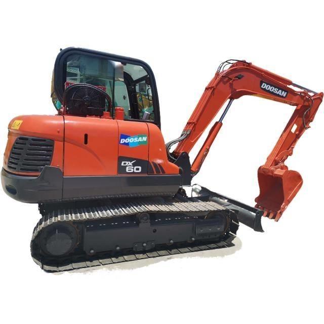 Doosan DX 60 Kāpurķēžu ekskavatori