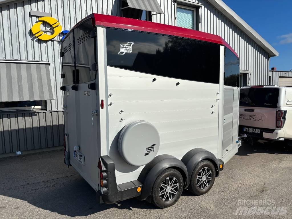 Ifor Williams HBX511 Dzīvnieku transportēšanas piekabes