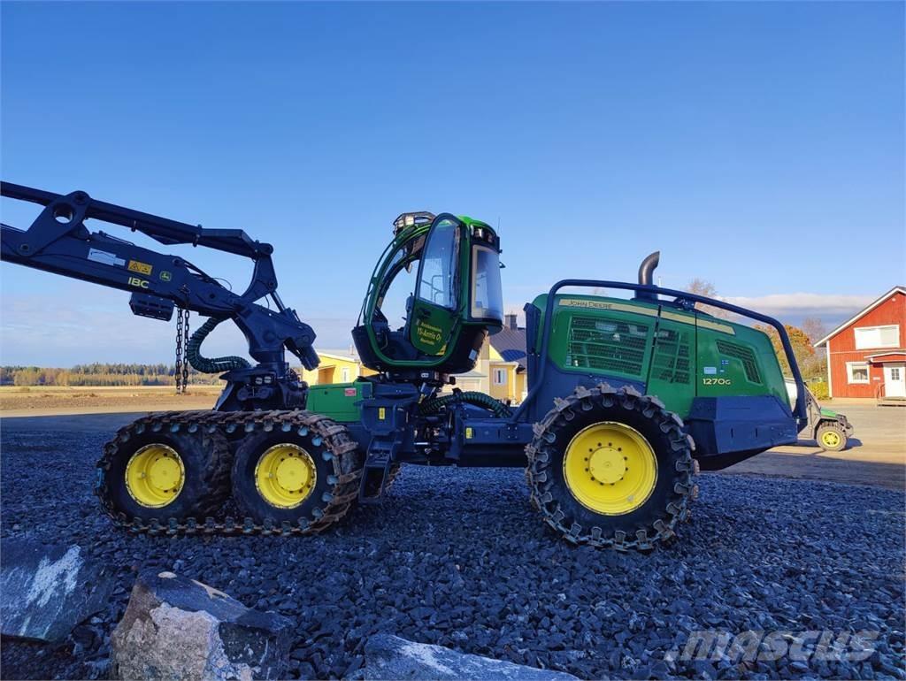 John Deere 1270G Harvesteri