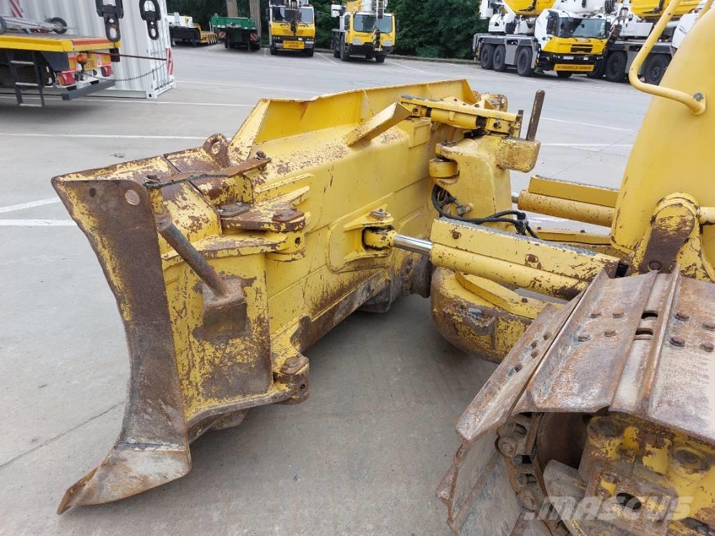 Komatsu D 61 PXi-23 Kāpurķēžu buldozeri
