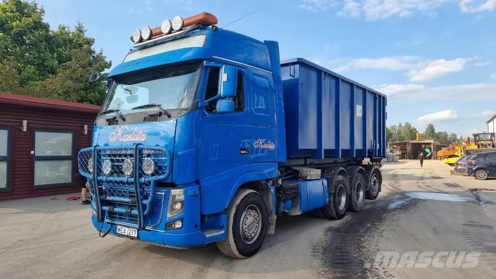 Volvo FH 16 Treileri ar āķi