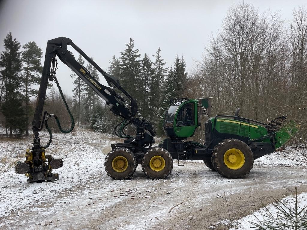 John Deere 1470 G Harvesteri