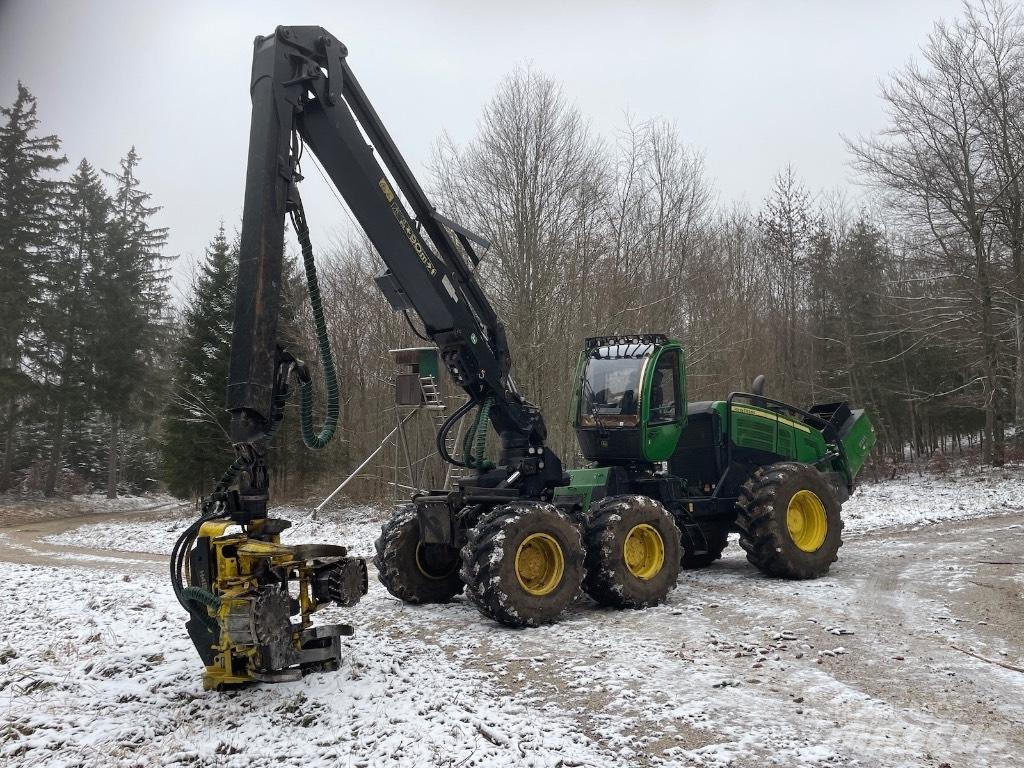 John Deere 1470 G Harvesteri