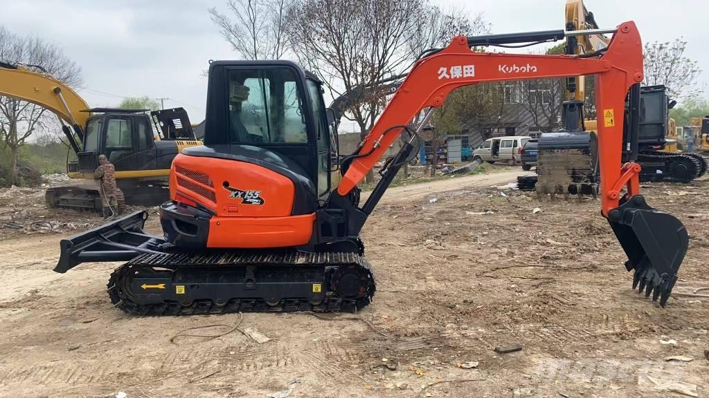 Kubota 155 Kāpurķēžu ekskavatori