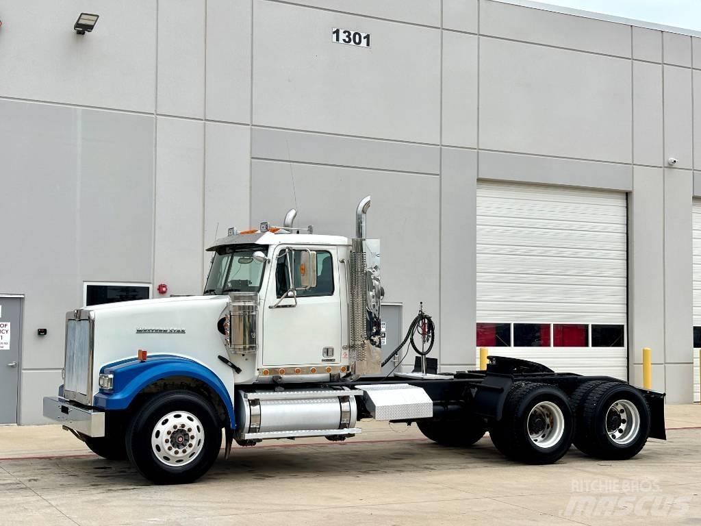 Western Star 4900 Vilcēji