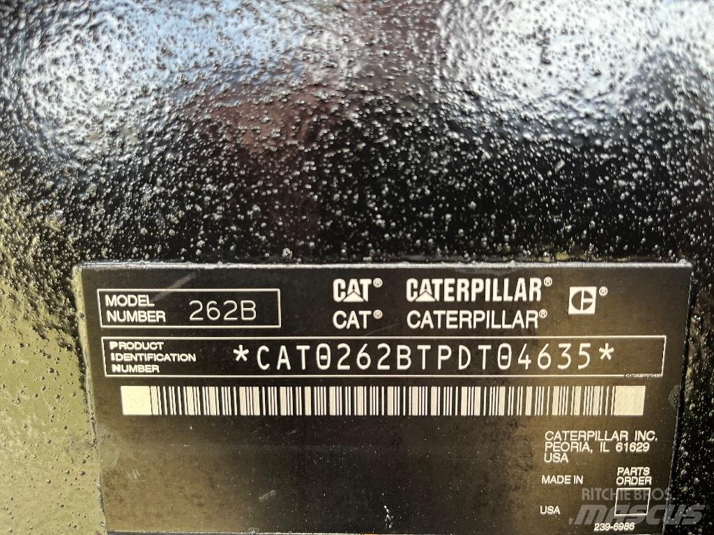 CAT 262 B Lietoti riteņu kompaktiekrāvēji
