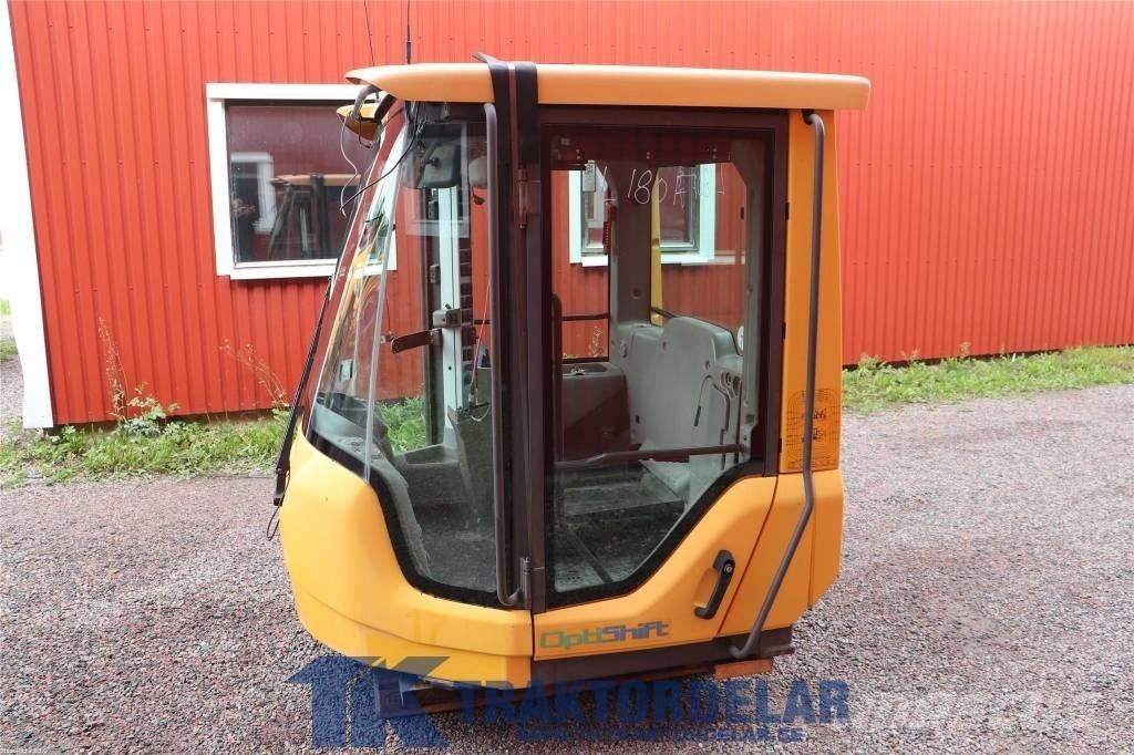 Volvo L 180 F Kabīnes un interjers